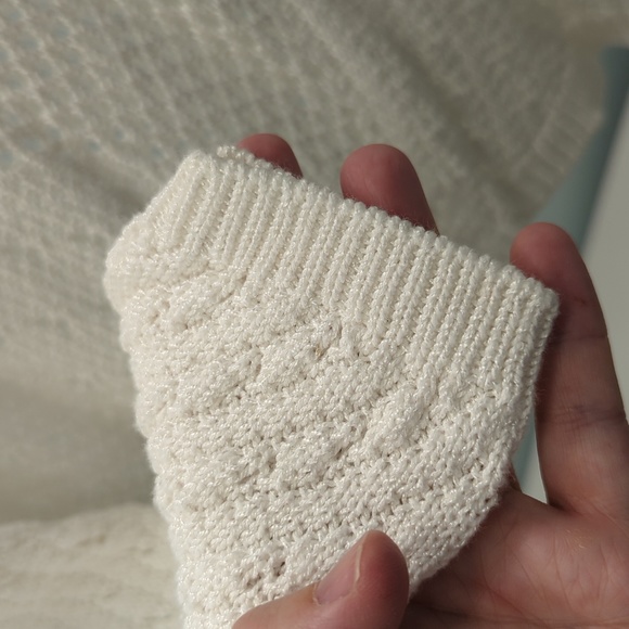 New condition Anthropologie Cropped Sweater - Picture 3 of 7